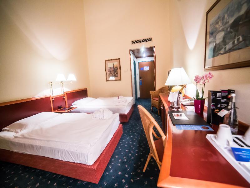 Nh Hotel Praha
